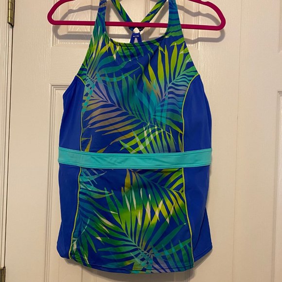 Land's End Tropical Racer Back Tankini - Picture 2 of 8